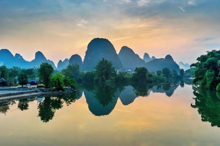 智能制造智慧精密